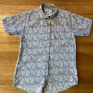Peau De Loup short sleeve button down shirt size 4